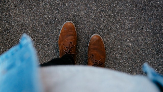 How to Transition from a 9-to-5 Job to Freelancing Successfully