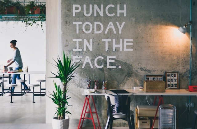 How to Build a Strong Personal Brand as a Freelancer